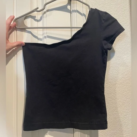 Betty Blue One Shoulder Black Shirt, Size XS - Picture 4 of 6